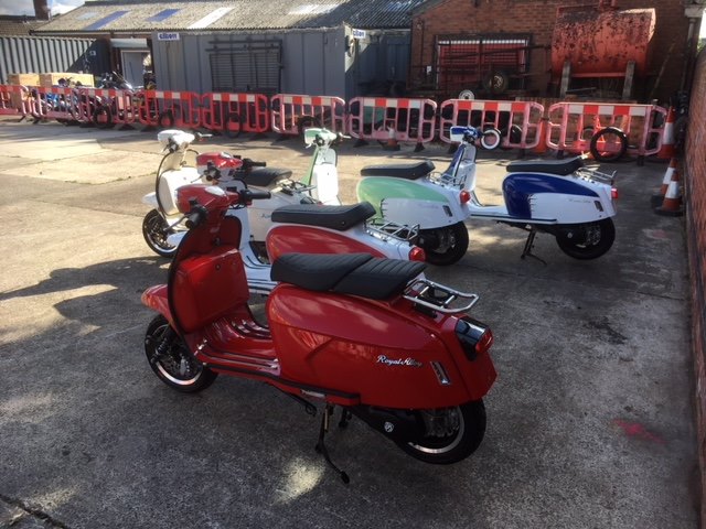 42679419_10155777081922423_3622318556374368256_n scooter lessons